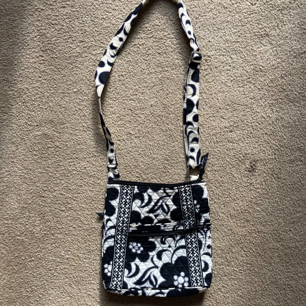 Black and White Vera Bradley Cross Body Purse
